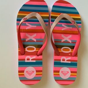 ROXY FLIP FLOPS